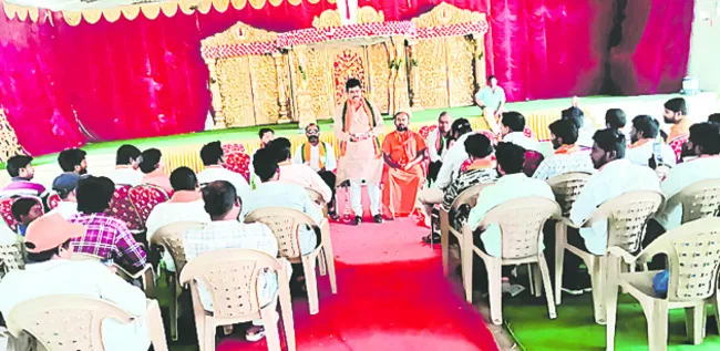 కేంద్ర పథకాలపై ప్రచారం చేయాలి 