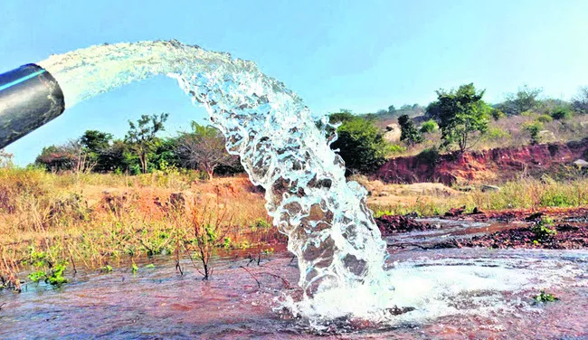 11 మండలాల్లో నీటిమట్టం తగ్గుముఖం 