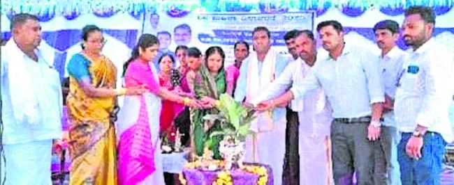 ప్రజారోగ్యానికి పెద్దపీట 