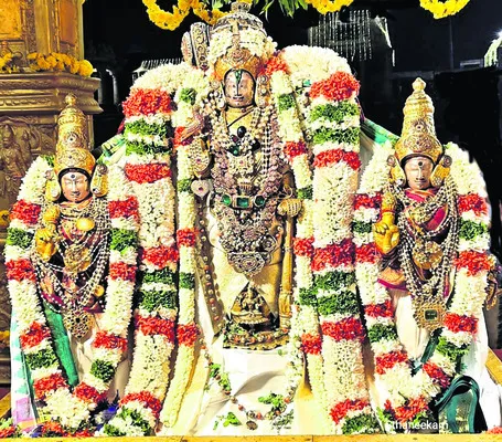 కనుల పండువగా వైరముడి బ్రహ్మోత్సవం 