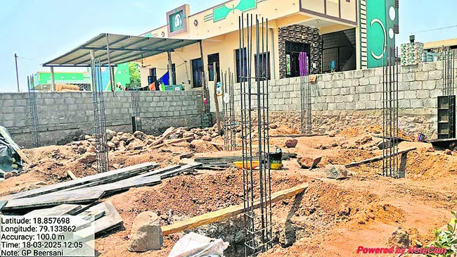 ముగ్గు పోశారు.. పునాదితో ఆపారు