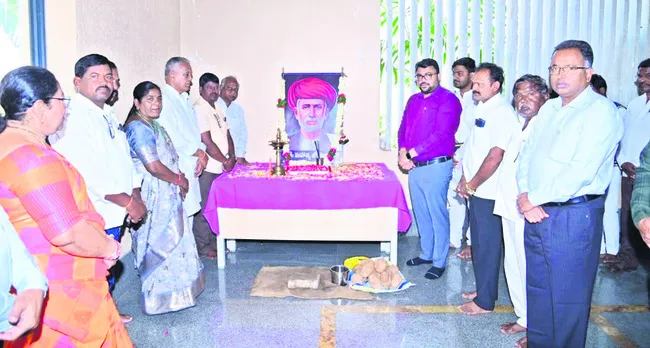 అణగారిన వర్గాల అభ్యున్నతికి ఫూలే కృషి