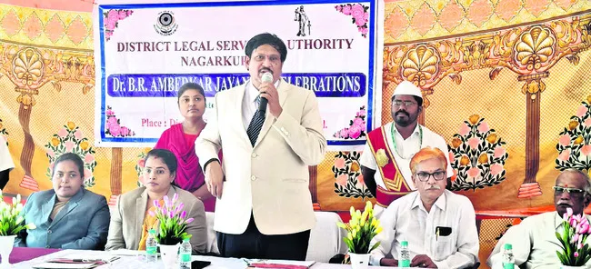అంబేడ్కర్ ఆశయాలను సాధిద్దాం