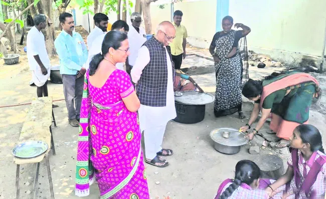 ప్రజా చైతన్యం కోసమే ‘గావ్‌ చలో అభియాన్‌’ 