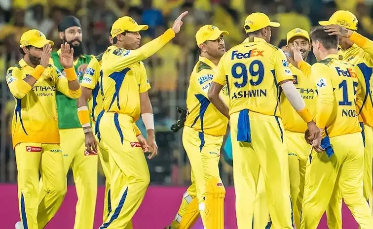 IPL 2025: Hussey Still Hopeful Of CSK Bagging A Playoff Spot