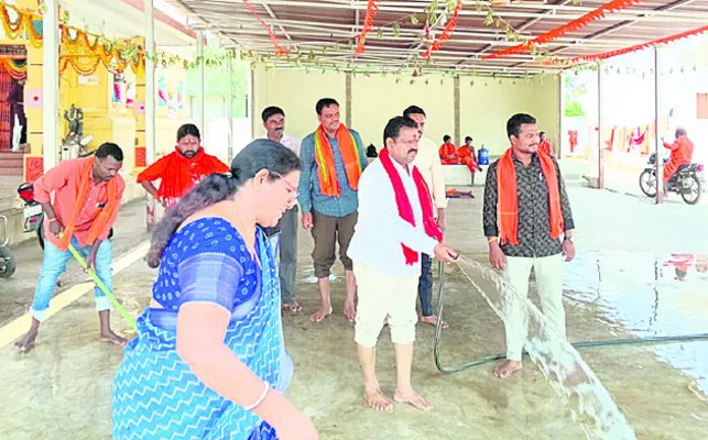 గ్రామగ్రామాన బీజేపీని బలోపేతం చేయాలి
