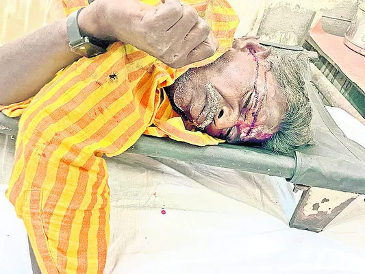 రైలు ఢీకొని వ్యక్తి మృతి 