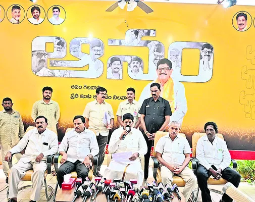 తప్పుడు కేసులతో ఎవరినీ వేధించడం లేదు 
