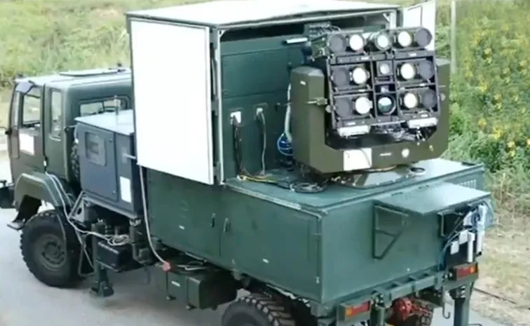 India Uses Laser Weapons To Shoot Down Aircraft & Missiles