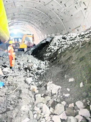 సహాయక చర్యలు వేగవంతం 