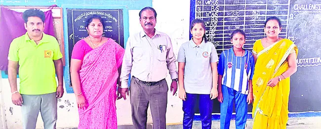 జాతీయస్థాయి ఫుట్‌బాల్‌ పోటీలకు ఎంపిక