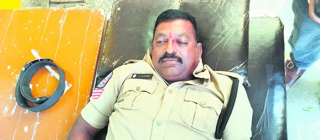 గుండెపోటుతో హెడ్కానిస్టేబుల్ మృతి