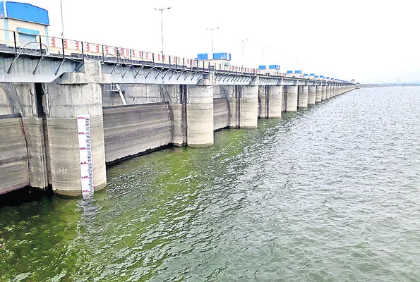 ఎల్లంపల్లిలో మరింత తగ్గిన నీటిమట్టం