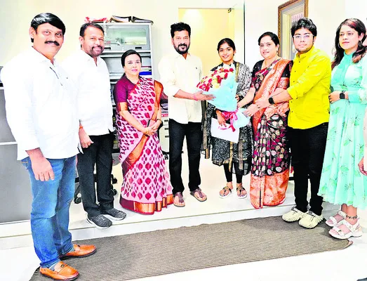 పాలకుర్తి సమ్మక్క, సారక్కలు ఎలా ఉన్నారు..