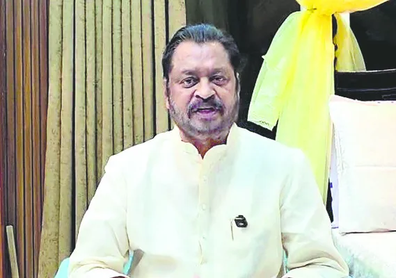 పోలీసుల దర్యాప్తు  నమ్మశక్యంగా లేదు 