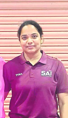 భారత కబడ్డీ జట్టుకు ఎండాడ మహిళ ఎంపిక 