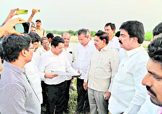 రాజధాని అభివృద్ధికి భూముల పరిశీలన 