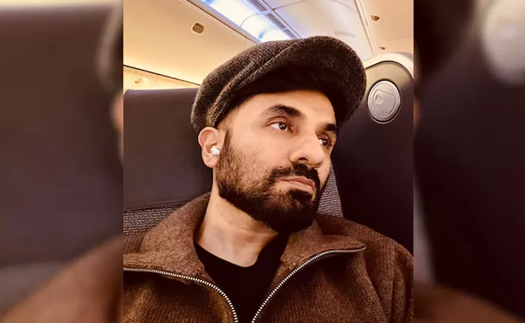 No Wheelchair,Broken Table Comedian Vir Das Blasts Air India