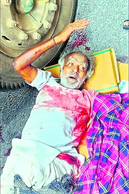 లారీ ఢీకొని వృద్ధుడి దుర్మరణం 