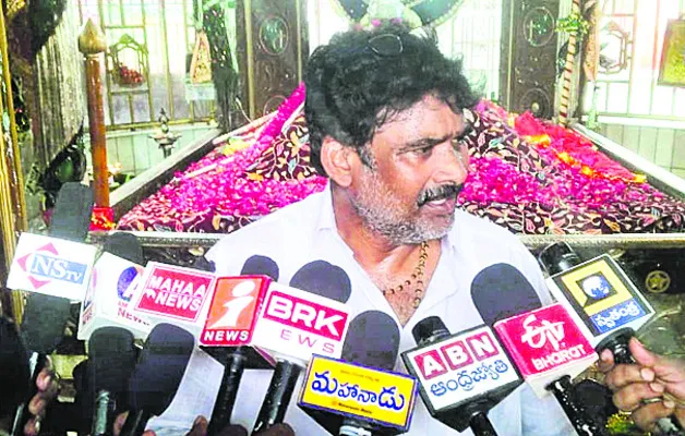 ఆధారాలు చూపిస్తే ధర్మకర్తగా తప్పుకుంటా.. 