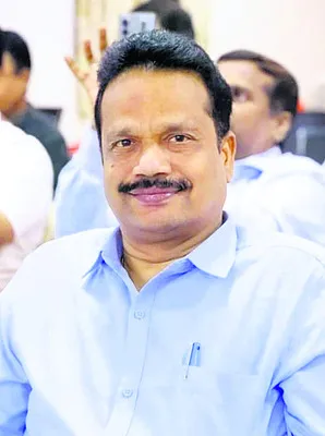 గుండెపోటుతో సింగరేణి అధికారి మృతి