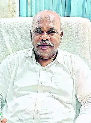 సెకండరీ గ్రేడ్‌ టీచర్‌ పరీక్షకు దరఖాస్తుల ఆహ్వానం