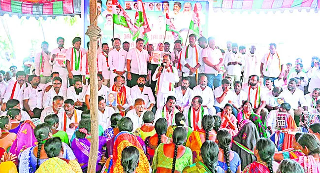 కాంగ్రెస్‌తోనే రాజ్యాంగ స్ఫూర్తికి రక్షణ 