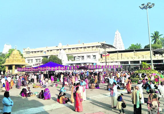 చిన్నబాబు వచ్చారు.. బహుపరాక్‌!