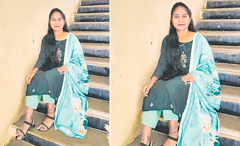 Young Woman Ends Life In Hyderabad