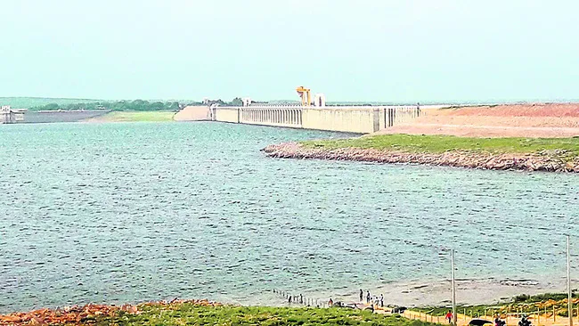 చెన్నుని బ్రహ్మోత్సవాలలో గరుడ వాహనం
