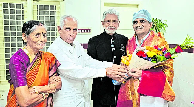 88 ఏళ్ల వృద్ధుడికి అరుదైన ఆపరేషన్‌ 