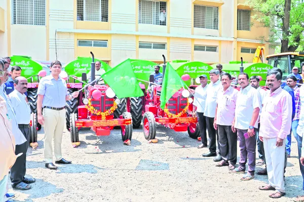 నీటి ఎద్దడి లేకుండా చూడాలి