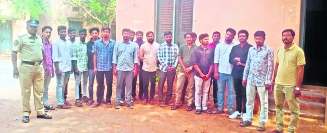మద్యం బాబులకు కిక్కు దిగేలా జరిమానా