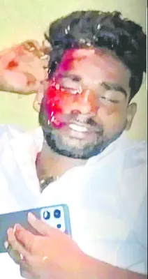 ధాన్యం కుప్పను ఢీకొట్టిన బైక్‌ 