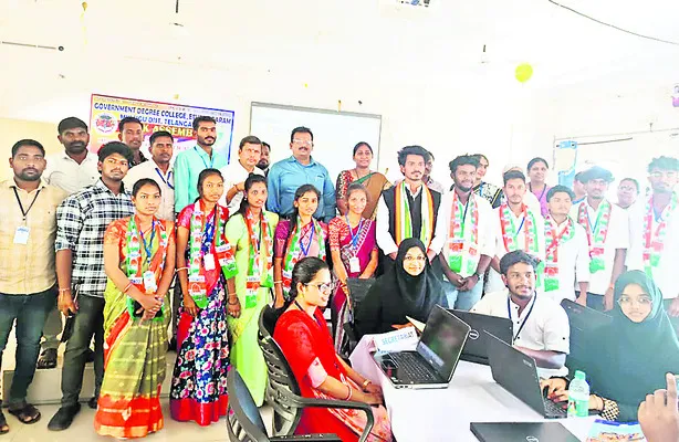 డిగ్రీ కళాశాలలో మాక్‌ అసెంబ్లీ