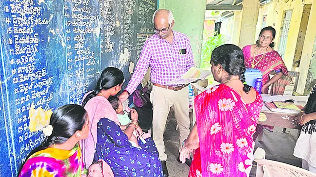 పీహెచ్‌సీలో ప్రసవాలు జరిగేలా చూడాలి 