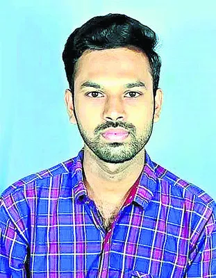 ఒకేసారి మూడు బ్యాంకు ఉద్యోగాలు