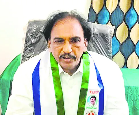 ప్రజా సమస్యలు తెలుసుకునేందుకు పల్లె పడక