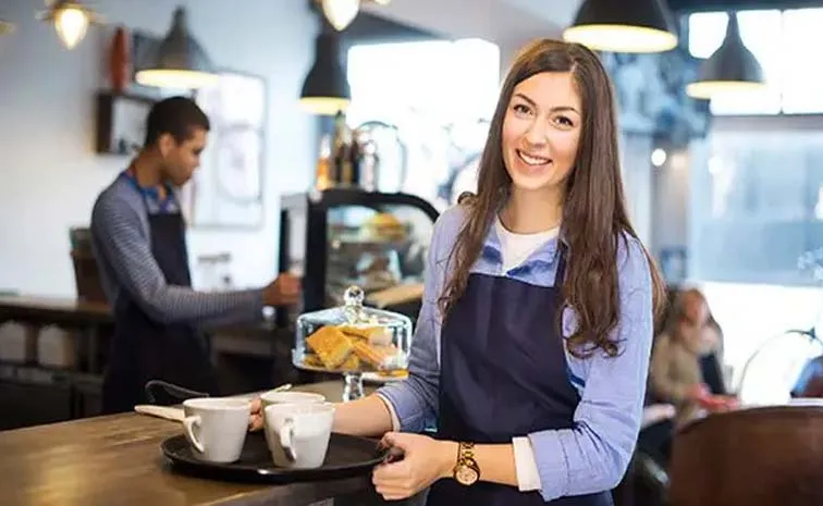 Summer Hollidays: Benefits Of Part Time Jobs For Students