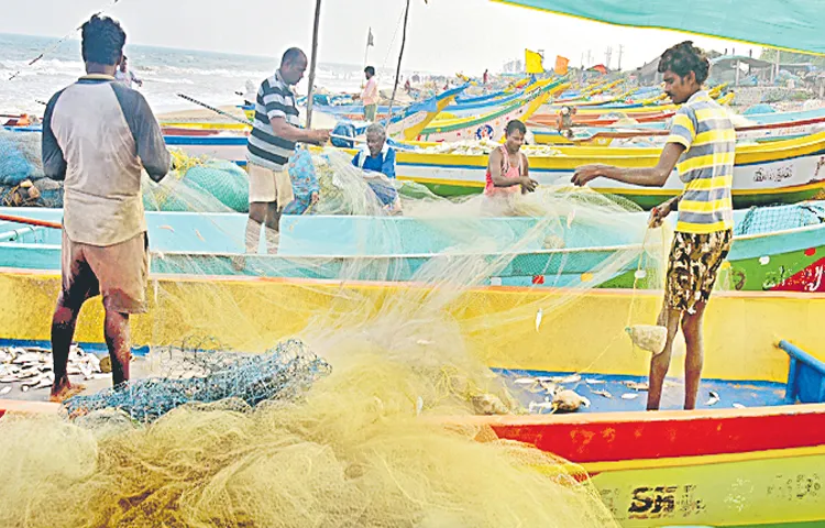 Welfare schemes cut for fishermen 