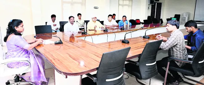 తప్పులు లేకుండా ఓటర్ల చేర్పులు, మార్పులు 