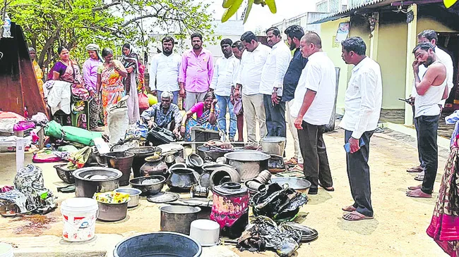 విద్యుదాఘాతంతో ఇల్లు దగ్ధం 
