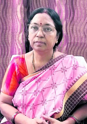 సాంఘిక సంక్షేమ శాఖ  జేడీ బదిలీ 
