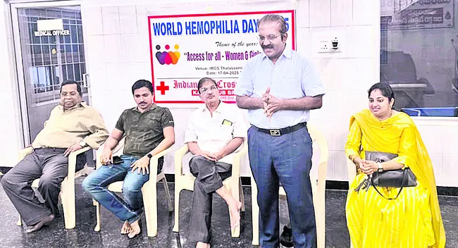 హిమోఫీలియాపై  అప్రమత్తంగా ఉండాలి