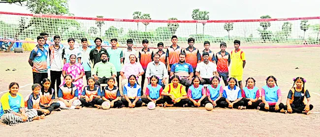 షూటింగ్‌ బాల్‌ జిల్లా జట్లు ఎంపిక 