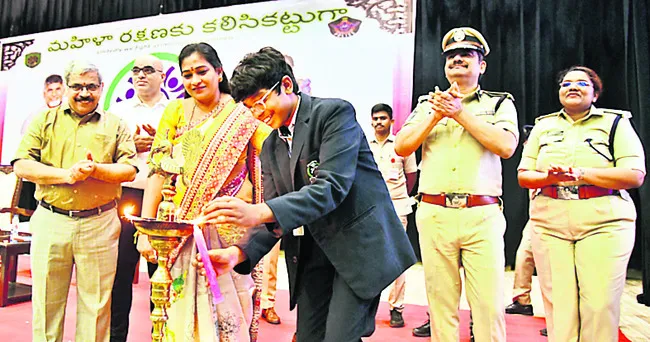 పోక్సో కేసుల్లో ఎక్కువ మంది యువతే