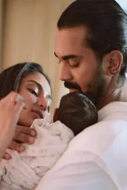 KL Rahul Wife Athiya Shetty Reveals Her Daughter Name and meaning10