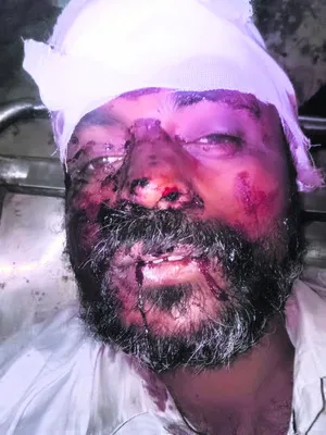 రైలు కిందపడి గుర్తు తెలియని వ్యక్తి ఆత్మహత్య