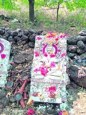 పురాతన జైన విగ్రహం అదృశ్యం 