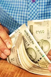 Indian Banks Reduce Savings Account Interest Rates